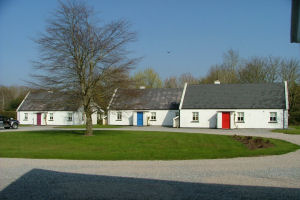 Terryglass-Village---Exterior0