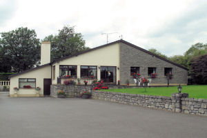Burren Lodge - Exterior