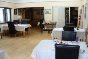 Ard Aoibhinn - Dining room