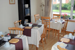 Woodhaven Lodge - Dining room