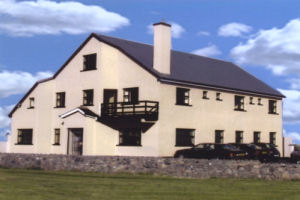 Lynburgh - exterior - its0g295