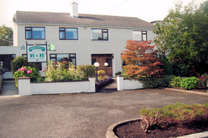 Green Hill - House Exterior