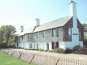 Cushendun-Village-Desc1-13637